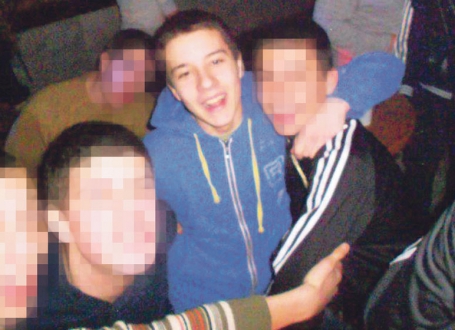 Lazar sa  drugarima