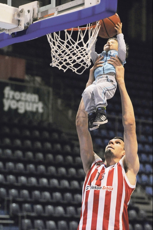Zakucavanje  u NBA stilu