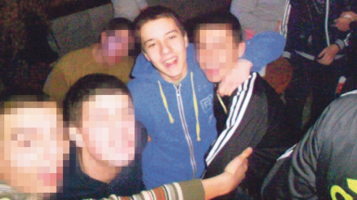 Lazar sa  drugarima