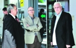 Dalje nećete moći: Vučević i Krstić ispred bolnice