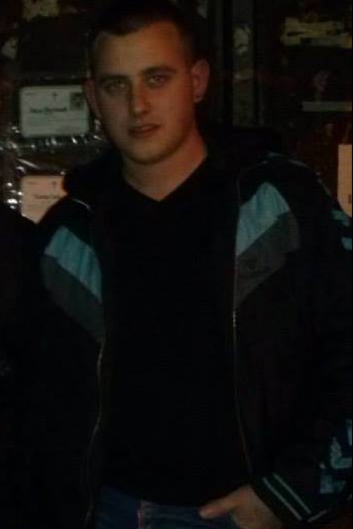 Vrištao u stanici,  kad su mu  saopštili da  je Marko  preminuo:  Brat Miloš (20)