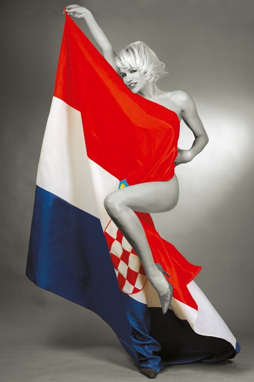 Severina Vučković u hrvatskoj zastavi