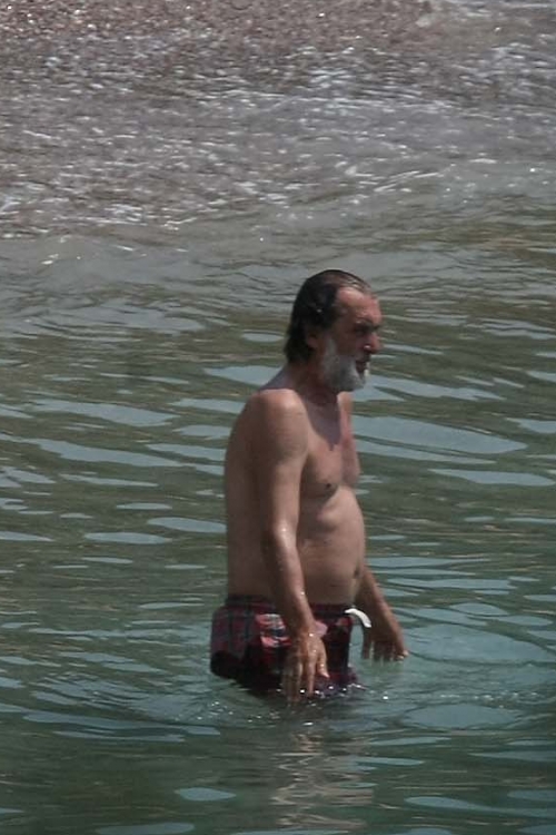 Vuk i Danica Drašković na plaži / Foto: Zoran Ilić Kiza