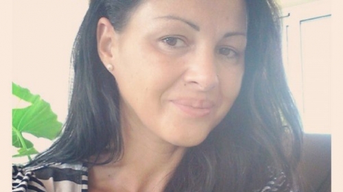 Tina bez šminke