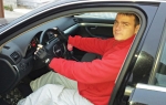 Srđan za volanom specijalno preuređenog automobila