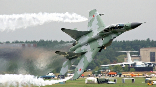 Pored aviona, nabavljamo i moderne raketne sisteme „pancir“ i „buk“, kao i PVO sistem S-300 s raketama iz sistema S-400
