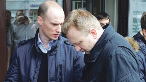 Pale teške reči:  Božović i Đilas