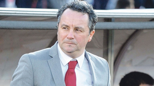 Osedeo na klupi  Zvezde: Slaviša Stojanović