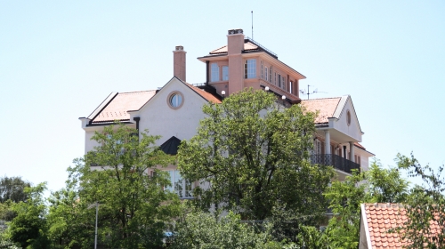 Kosmajčeva vila u koju  su upali pripadnici PTJ-a