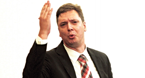 Aleksandar  Vučić je naišao  na dobrodošlicu  čelnika i navijača  Partizana