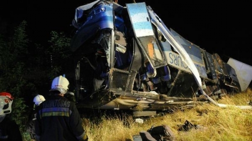 Srpski autobus sleteo sa puta u Mađarskoj Foto: KisafoldHU