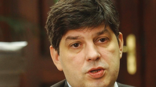 Oglasio se:  Dragan Jočić