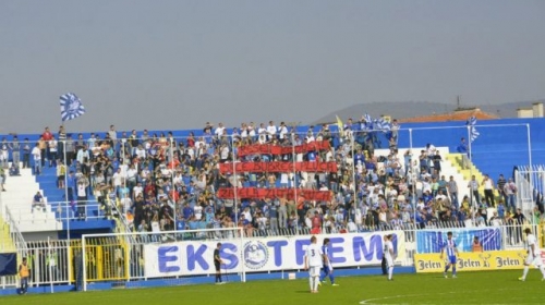 Skandalozan transparent u Novom Pazaru