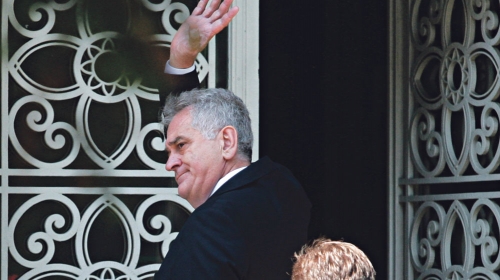 Na meti  špijuna:  Nikolić