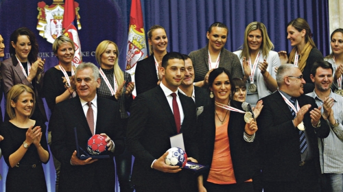 Vanja Udovičić  veruje u  rukometašice