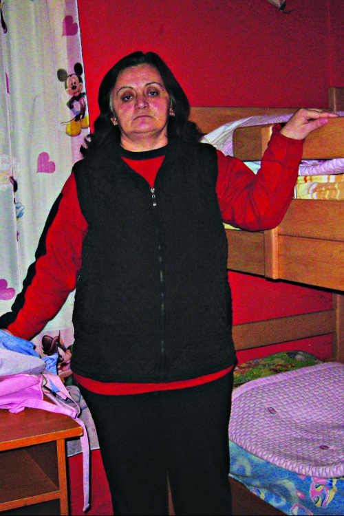 Zorica pored praznih kreveta...