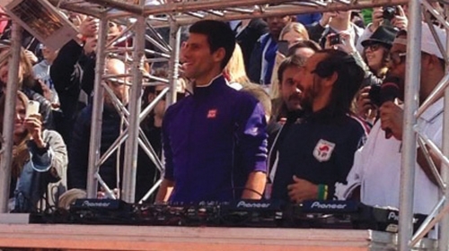 Nole u tandemu sa Sinklerom