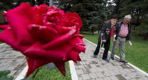 Dan mladosti u Kući cveća | Foto: Tanjug/Srđan Ilić