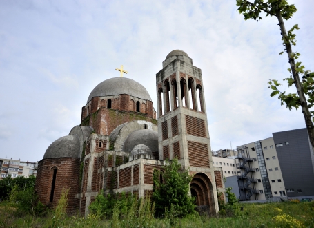 Hram Hrista Spasa u Prištini