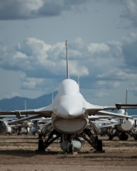 Avion F-16