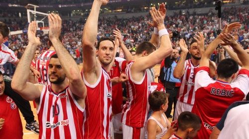 zvezda košarkaši Foto: Marko Metlaš