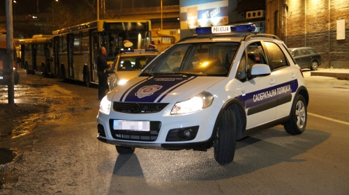 policija policajci hapšenje