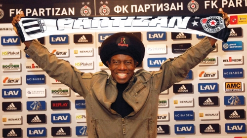 Naravno, šal je dobio na poklon