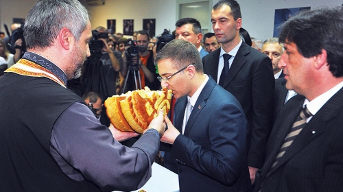 Da se napreduje  i dogodine...