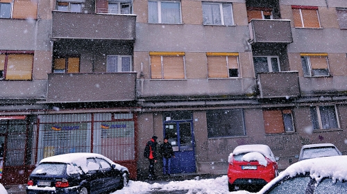 Zgrada u kojoj  živi mališan