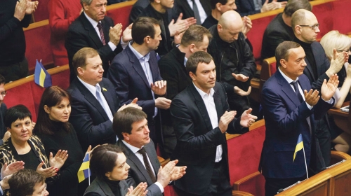 Aplauz poslanika u parlamentu