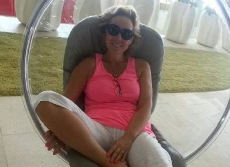 Lepa Brena