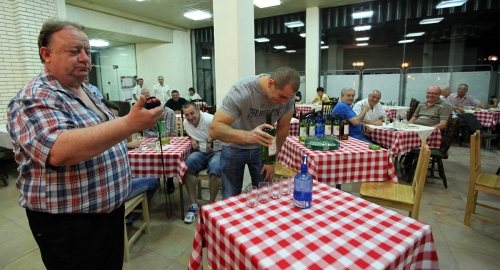 Atmosfera na nivou: Špricerfest