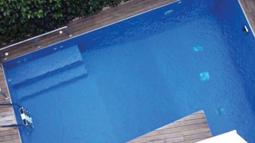 Fina bazeniška da se Marko ponekad bućne