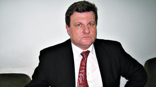Danas na tapetu: Vladica Petrović