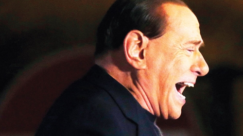 Izbačen iz parlamenta:  Silvio Berluskoni