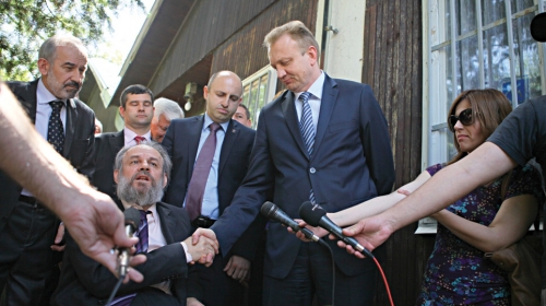 Dogovor posle  10 meseci pregovora:  Vukoman Bošković  i Dragan Đilas