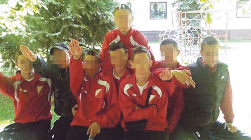 Propustili  su neke bitne  lekcije iz istorije: Mladi fudbaleri  Vojvodine