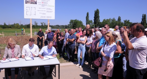 „blic fondacija“ gradi 10 kuća za obrenovčane | Foto: 