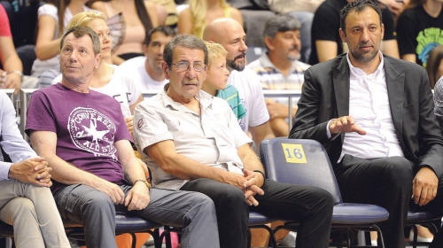 Legende popunile  prvi red u „Pioniru“