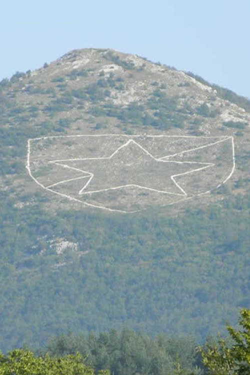 Grb Crvene zvezde na Veležu