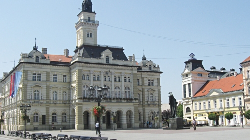 Na ulici samo ko mora: Novi Sad juče u podne