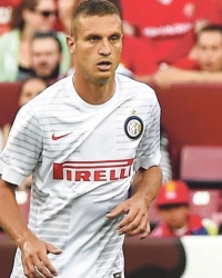 Nije  zadovoljio: Nemanja  Vidić