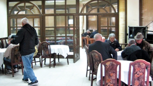 Ostali bez grejanja,  zimnice i para: Penzioneri iz Udruženja invalida