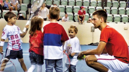 Nole sa klincima u Abu Dabiju