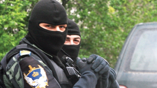 Dragan Đokić (56) pucao u brata, pa ubio snaju, bratanca i njegovu ženu. Ranio i njihovo dete, a potom pokušao da se ubije