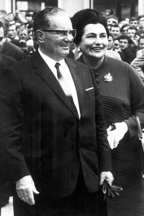 Zauvek u Obradovićevom  srcu: Tito i Jovanka