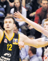 Bertans nadmudrio Veličkovića