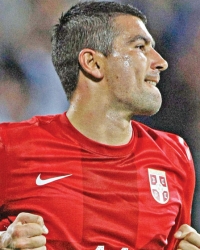 Levonogi bombarder:  Aleksandar Kolarov