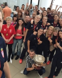 Zlatne devojke u poseti "Alo"
