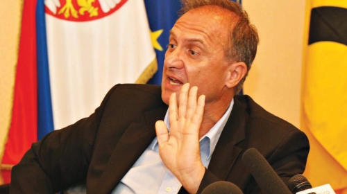 Ofšor biznismen, glavni srpski  poreznik: Simič